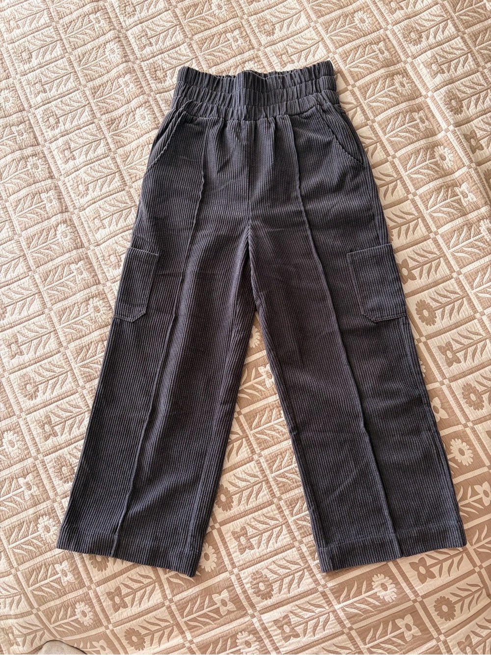 Women’s Charcoal Navy Wide-Leg Corduroy Pants with Cargo Pockets